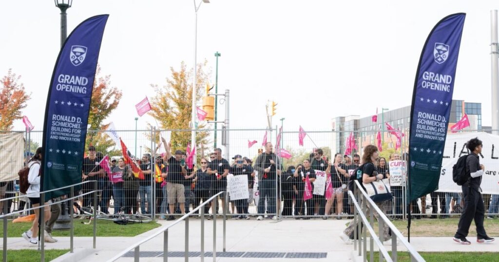 Entrepreneurship building opens as union rallies